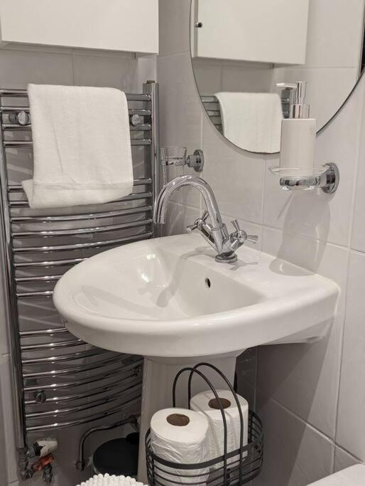 1 Bed Apartment - Sea View Shanklin Εξωτερικό φωτογραφία